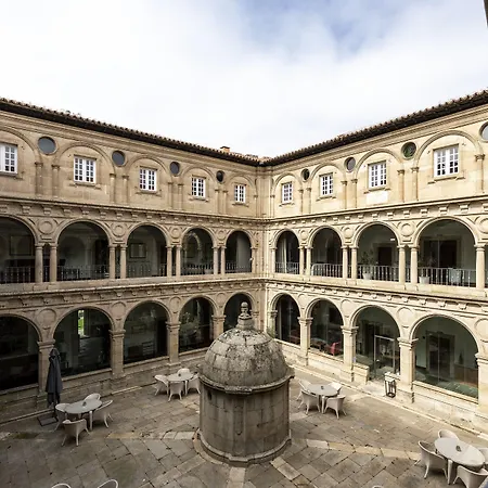 Hotel De 4*